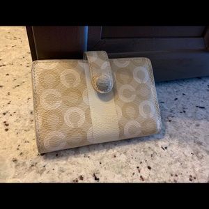 coach wallet